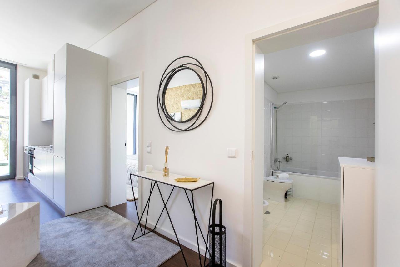 Superb 1Br Flat W/ Garden, Ac & Free Parking By Lovelystay Porto Exterior foto