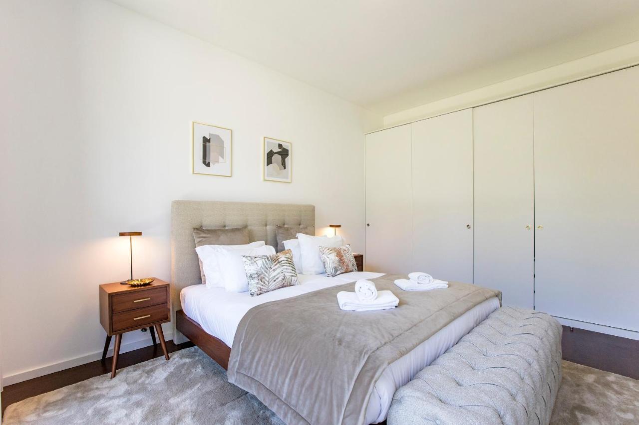 Superb 1Br Flat W/ Garden, Ac & Free Parking By Lovelystay Porto Exterior foto